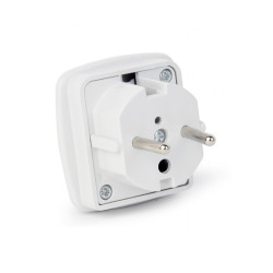 ADAPTADOR DE ALIMENTACION SCHUKO MACHO - UK HEMBRA